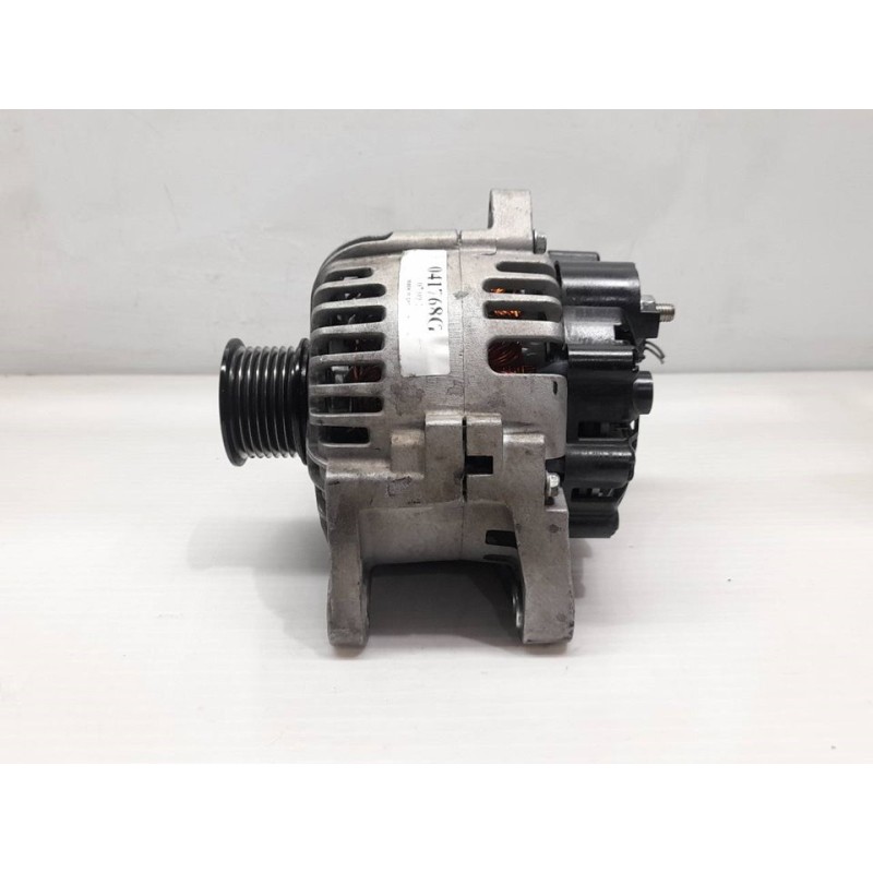 Recambio de alternador para renault scenic ii confort dynamique referencia OEM IAM 041768G  