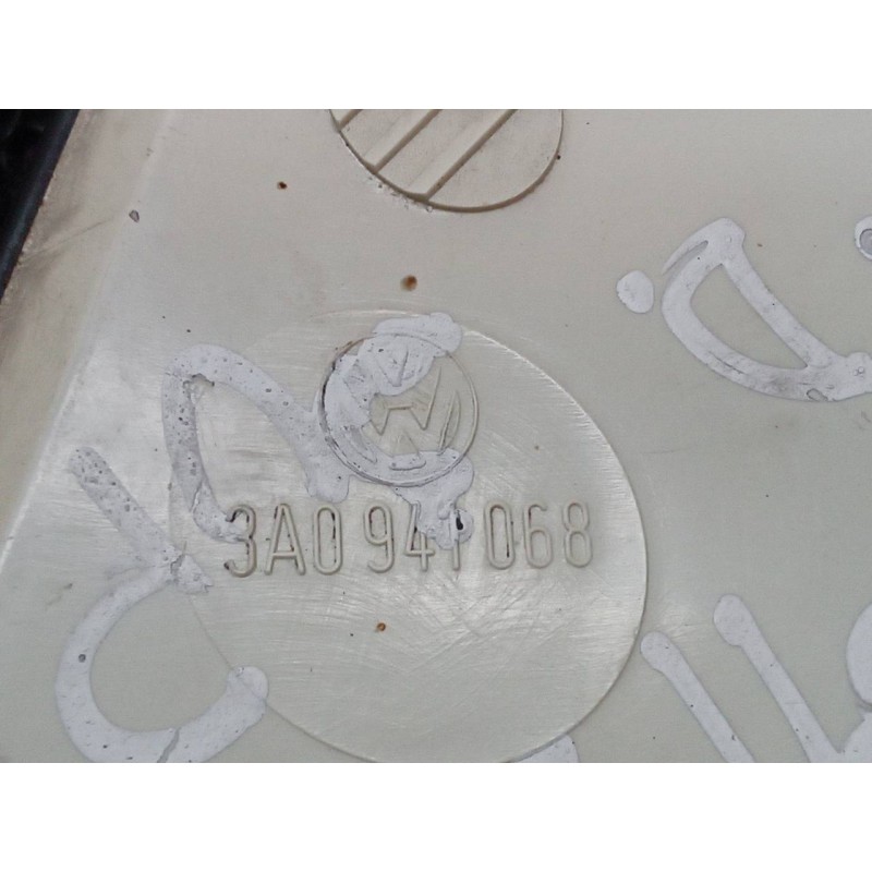 Recambio de piloto delantero derecho para volkswagen passat berlina (3a2) gl referencia OEM IAM 3A0941068 3