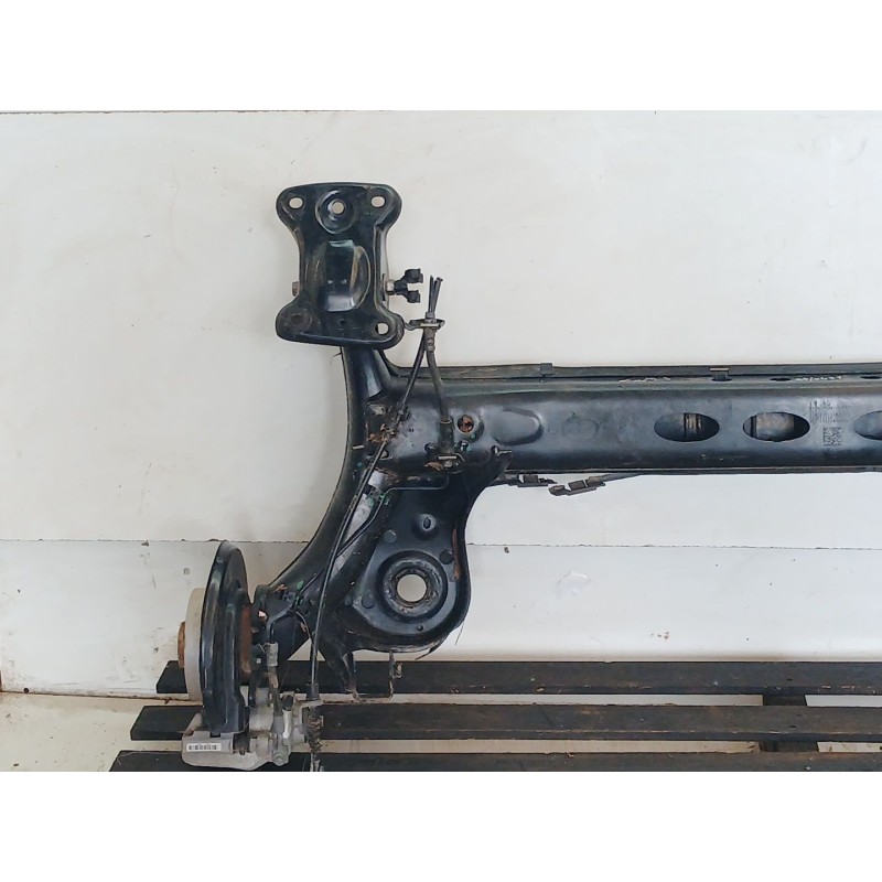 Recambio de puente trasero para seat arona (kj7, kjp) 1.0 tsi referencia OEM IAM - Rojo 2