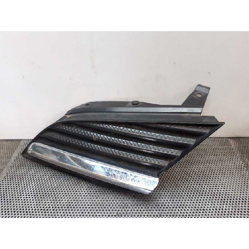 Recambio de rejilla delantera para nissan primera berlina (p12) tekna referencia OEM IAM   