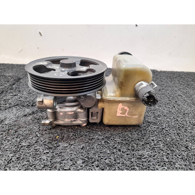 Recambio de bomba direccion para mazda 6 berlina (gg) 2.0 active (4-ptas.) referencia OEM IAM   