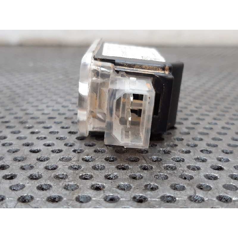Recambio de piloto matricula para audi a6 allroad quattro (4gj) 3.0 tdi clean diesel referencia OEM IAM 4G0052132 4