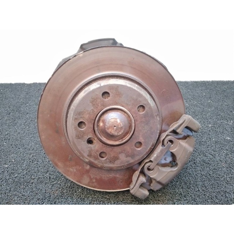 Recambio de mangueta delantera derecha para bmw serie 3 berlina (e46) 320d referencia OEM IAM   