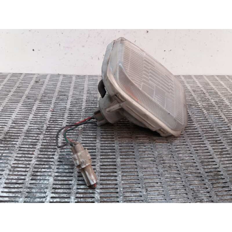 Recambio de piloto delantero derecho para geo tracker 1.6 referencia OEM IAM 2