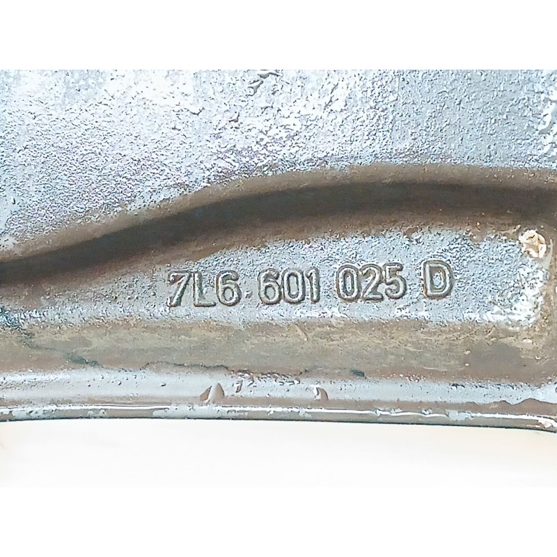 Recambio de llanta para volkswagen touareg (7la) tdi v10 referencia OEM IAM 7L6601025D - Blanco 4