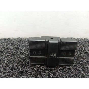MANDO ELEVALUNAS DELANTERO IZQUIERDO 3A0959855 