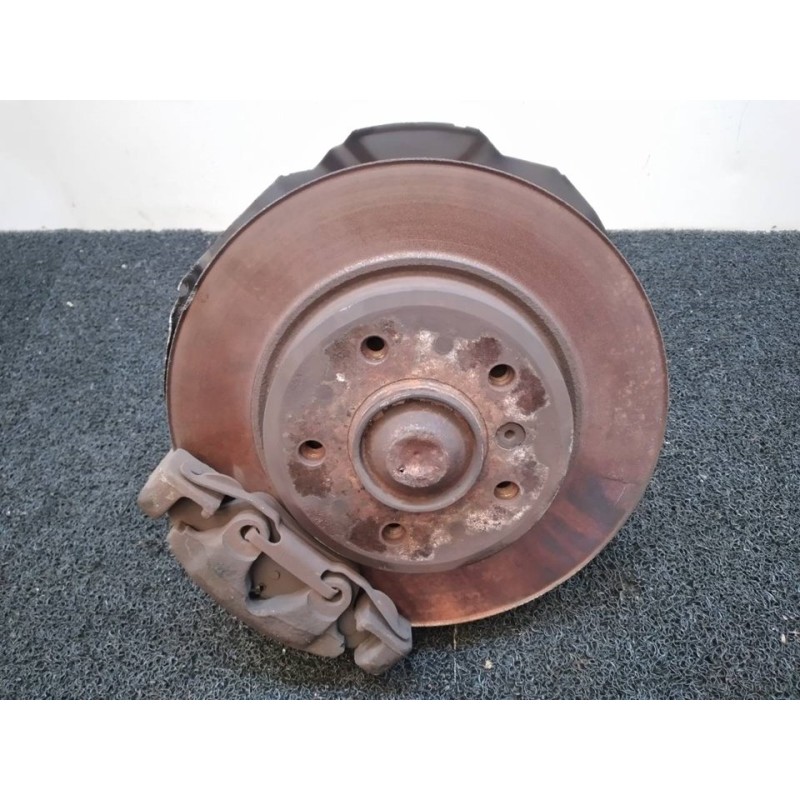 Recambio de mangueta delantera izquierda para bmw serie 3 berlina (e46) 320d referencia OEM IAM   