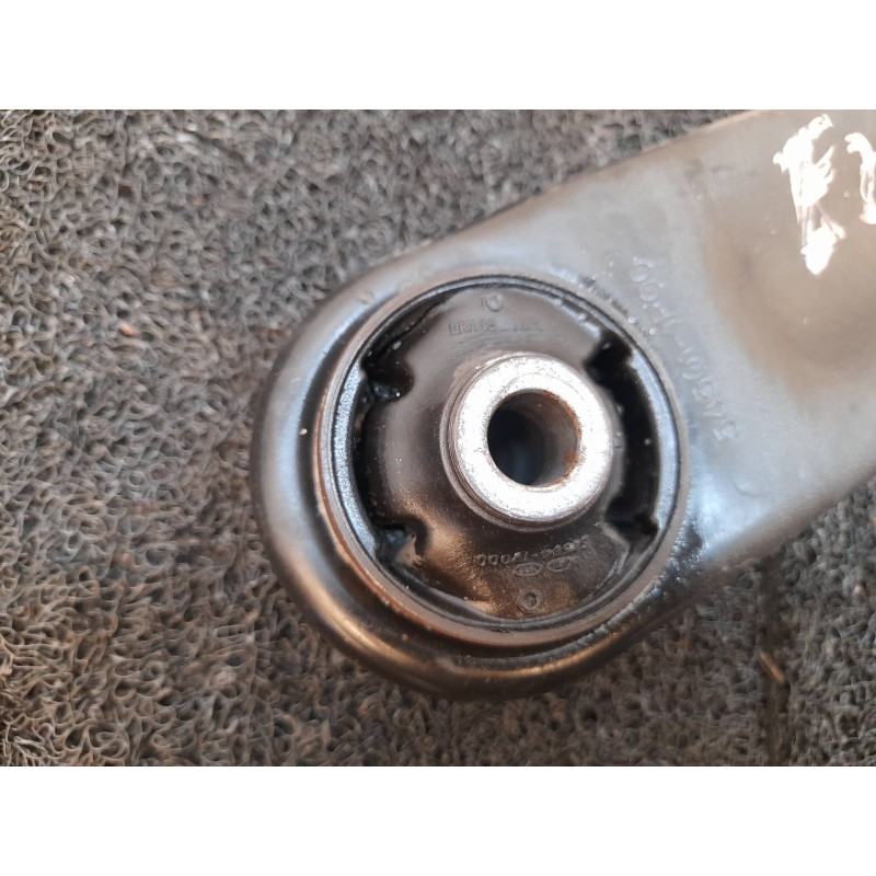 Recambio de brazo suspension inferior delantero derecho para hyundai ix20 gls comfort referencia OEM IAM - Blanco 4