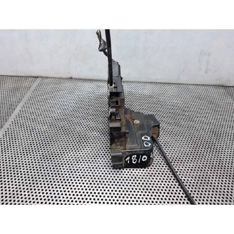Recambio de cerradura puerta delantera derecha para ford focus lim. (cb4) titanium referencia OEM IAM 7M5AR21812AA 2