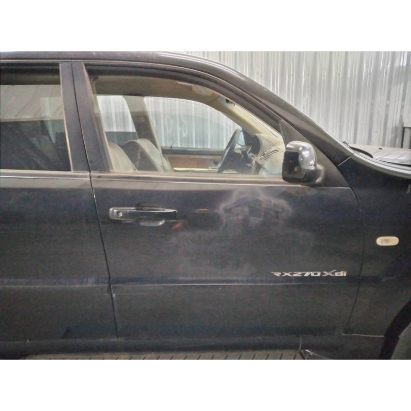 Recambio de puerta delantera derecha para ssangyong rexton rx 270 plus / 270 xdi plus referencia OEM IAM   