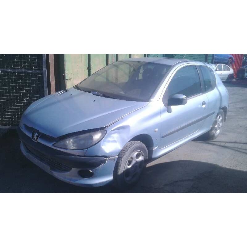 peugeot 206 berlina del año 2001