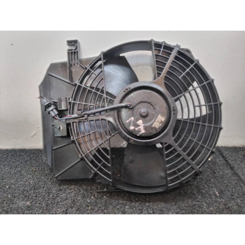 Recambio de electroventilador radiador aire acondicionado para ssangyong rexton 290 referencia OEM IAM 8821008120 - Negro 2