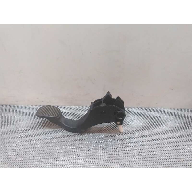 Recambio de pedal embrague para lancia ypsilon (101) 1.4 16v platino (10.2006) referencia OEM IAM 3808430036 2