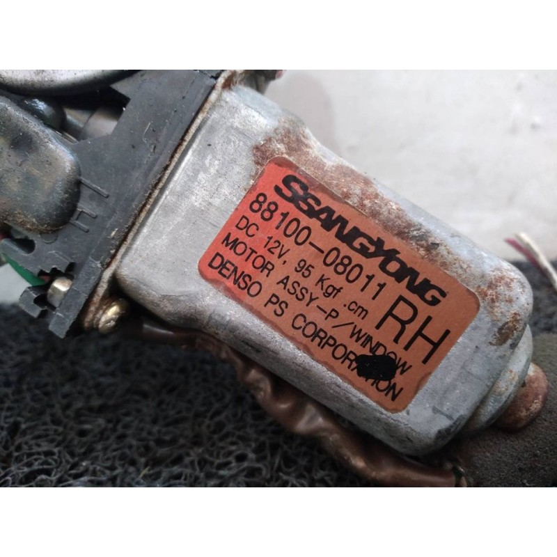 Recambio de elevalunas trasero derecho para ssangyong rexton 290 referencia OEM IAM 8810008011 - Negro 3
