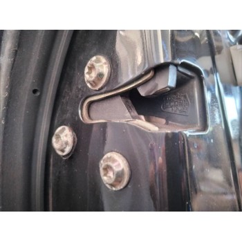 CERRADURA PUERTA TRASERA IZQUIERDA 