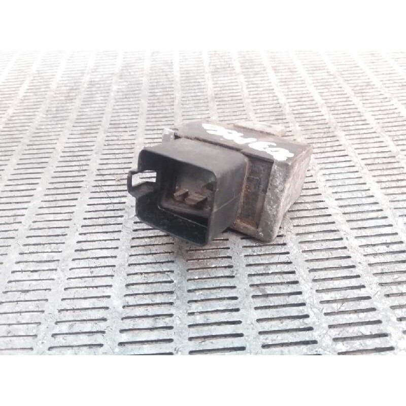 Recambio de caja precalentamiento para renault trafic combi (ab 4.01) referencia OEM IAM 7700115078 - Blanco 2