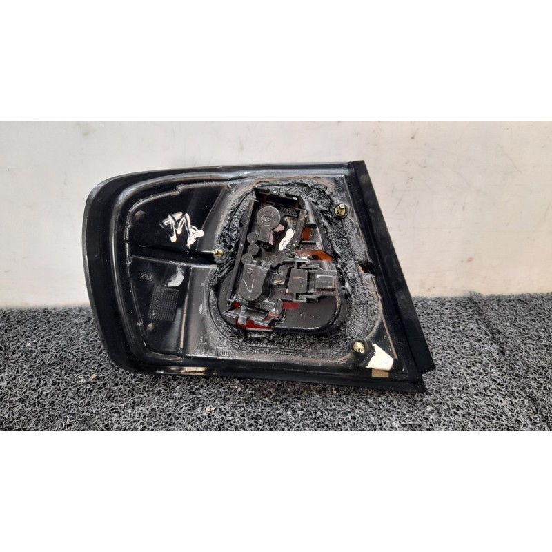 Recambio de piloto trasero derecho para nissan primera berlina (p11) slx referencia OEM IAM 2