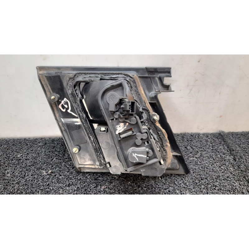 Recambio de piloto trasero derecho interior para nissan primera berlina (p11) slx referencia OEM IAM 2