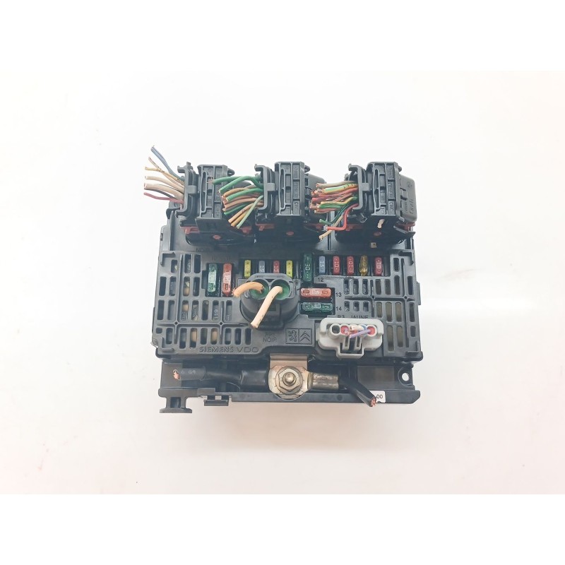 Recambio de caja reles / fusibles para citroën c4 i (lc_) 1.6 hdi referencia OEM IAM 9657718780  