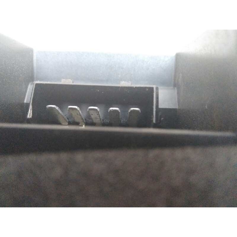 Recambio de piloto trasero izquierdo para ford fiesta berlina ghia referencia OEM IAM - Azul 3