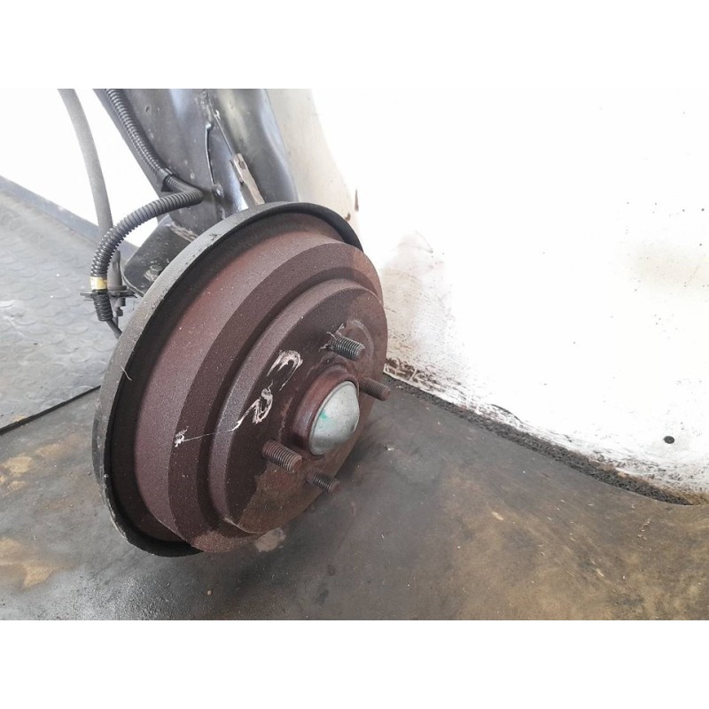 Recambio de puente trasero para ford fiesta (cbk) steel referencia OEM IAM - Rojo 3