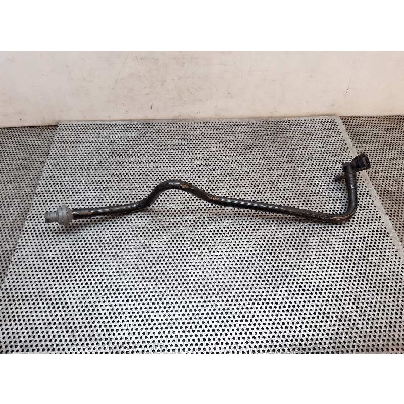 Recambio de tubo para mercedes-benz clase gla (w156) gla 180 (156.942) referencia OEM IAM A2464300629  