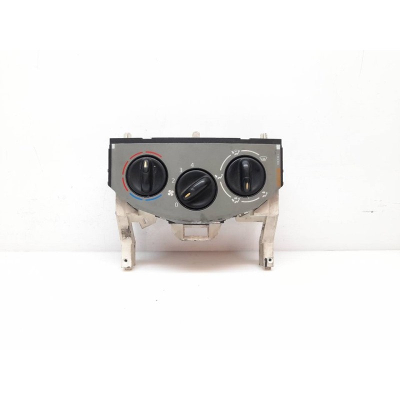 Recambio de mando calefaccion / aire acondicionado para renault trafic combi (ab 4.01) referencia OEM IAM W964096C  
