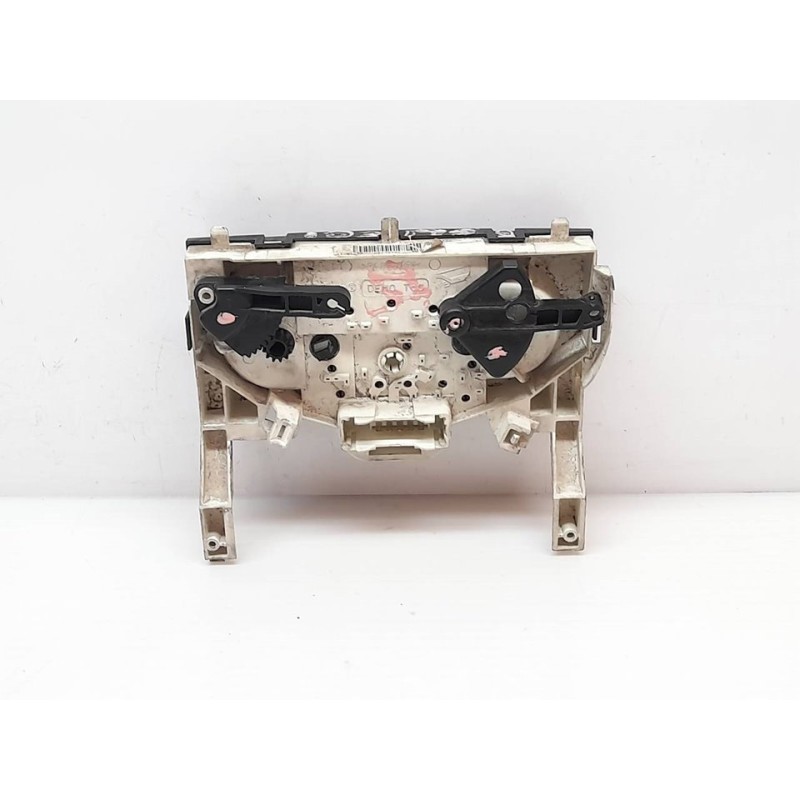 Recambio de mando calefaccion / aire acondicionado para renault trafic combi (ab 4.01) referencia OEM IAM W964096C - Blanco 2