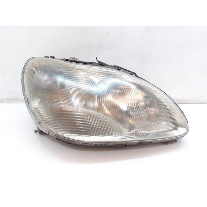 Recambio de faro derecho para mercedes-benz clase s (w220) berlina 500 (220.075) referencia OEM IAM A2208200161  