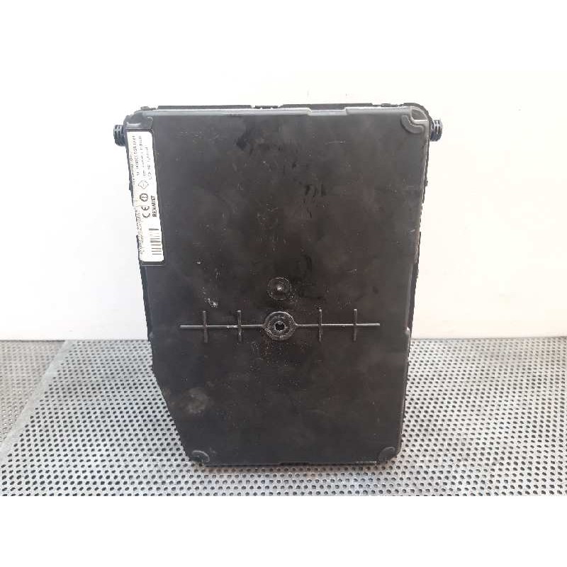 Recambio de caja reles / fusibles para renault scenic ii privilege referencia OEM IAM 8200724363 U118400150 3