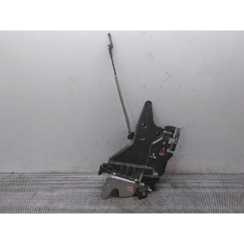Recambio de cerradura puerta trasera derecha para volvo v70 familiar 2.4 diesel cat referencia OEM IAM   