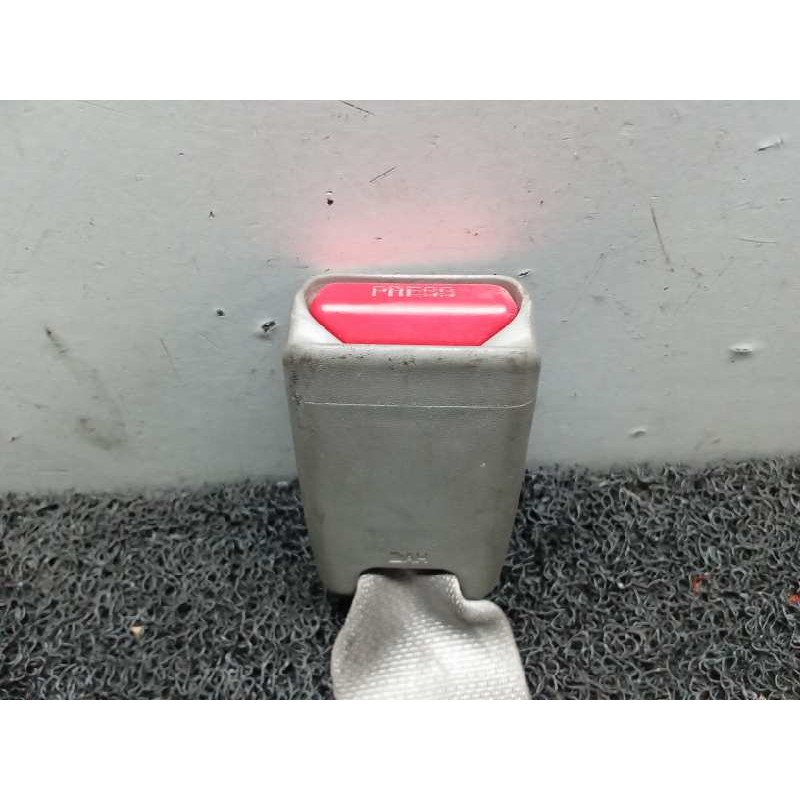 Recambio de cinturon seguridad delantero derecho para nissan nt400 cabstar (01/20214) cabstar 35.xx cabina simple cabina individ - Blanco 2