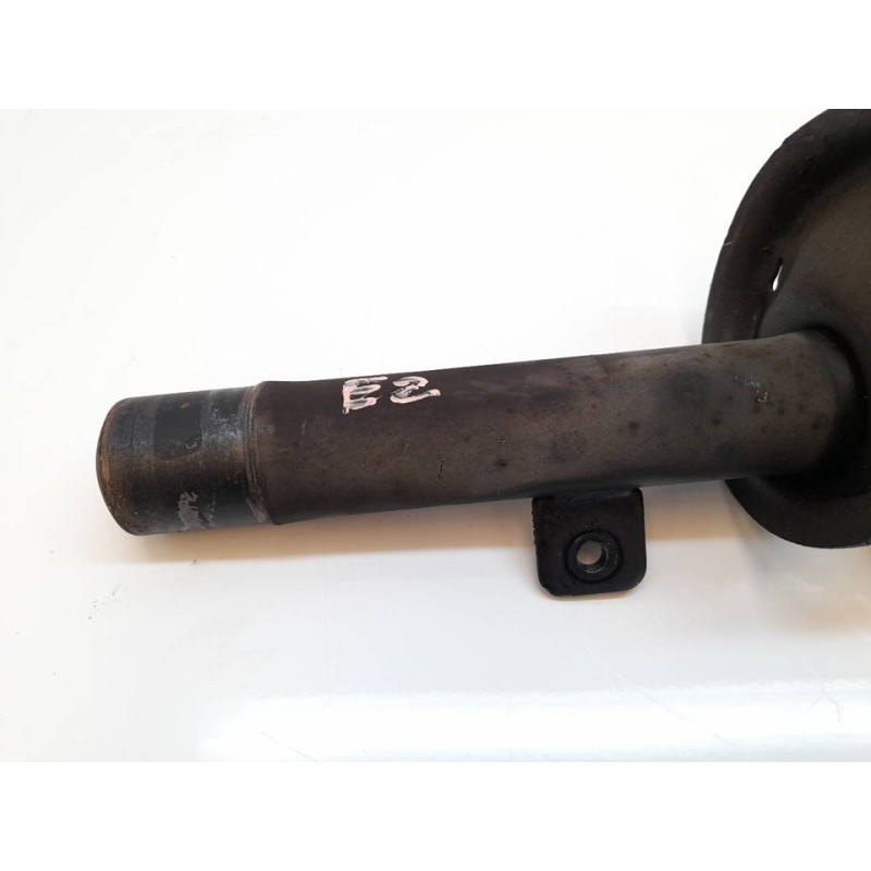 Recambio de amortiguador delantero izquierdo para peugeot 206 berlina xr referencia OEM IAM 2
