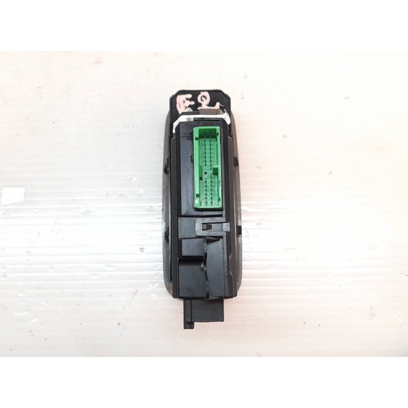 Recambio de mando elevalunas delantero izquierdo para volvo xc90 d5 summum (7 asientos) (136kw) referencia OEM IAM 30746074 - Negro 2