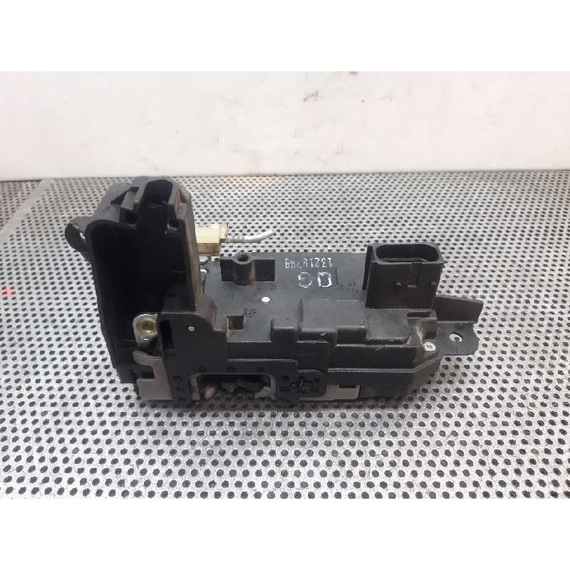 Recambio de cerradura puerta delantera derecha para opel zafira b cosmo referencia OEM IAM 13210749 - Gris 5
