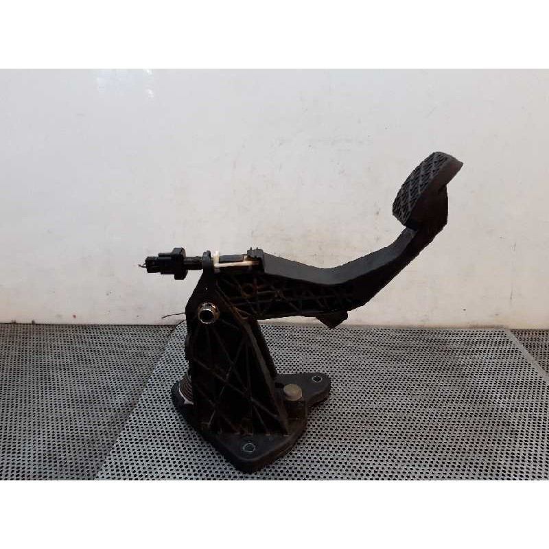 Recambio de pedal embrague para mercedes-benz clase gla (w156) gla 180 (156.942) referencia OEM IAM A2462900419 - Blanco 2