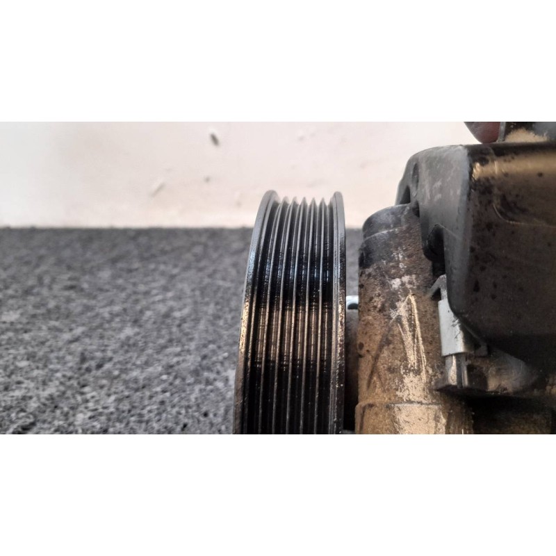 Recambio de bomba direccion para mercedes-benz clase e (w210) berlina diesel 320 cdi (210.026) referencia OEM IAM 0024667101 210 - Negro 2