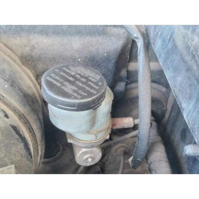 Recambio de bomba embrague para ssangyong rexton rx 270 plus / 270 xdi plus referencia OEM IAM   
