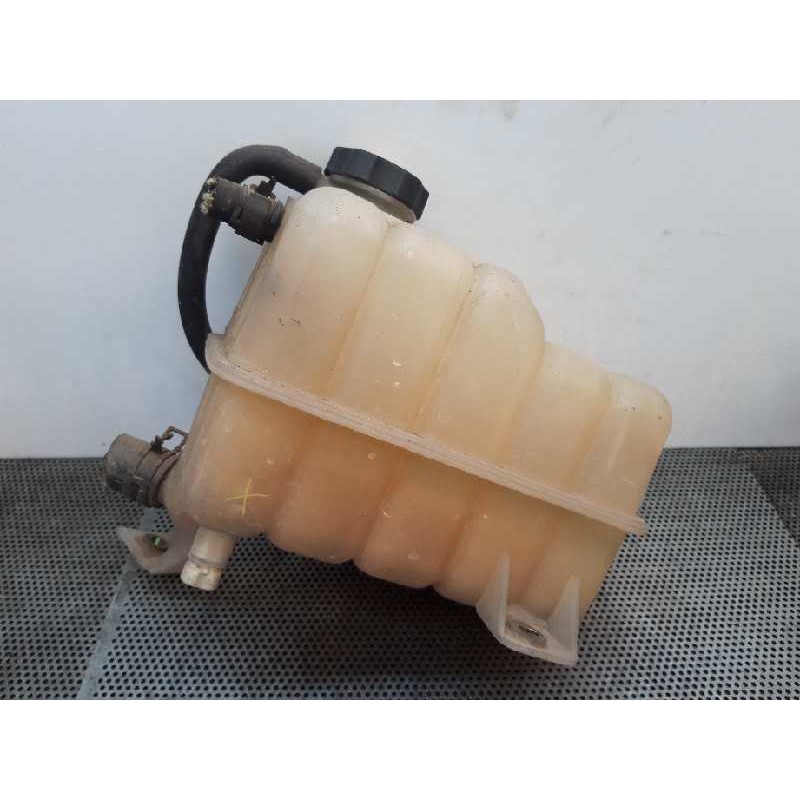 Recambio de deposito expansion para chevrolet tahoe 5.3 lt premium referencia OEM IAM 15074857  