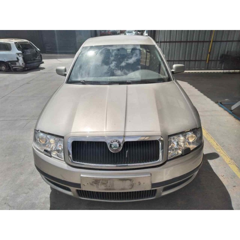 skoda superb (3u4) del año 2004