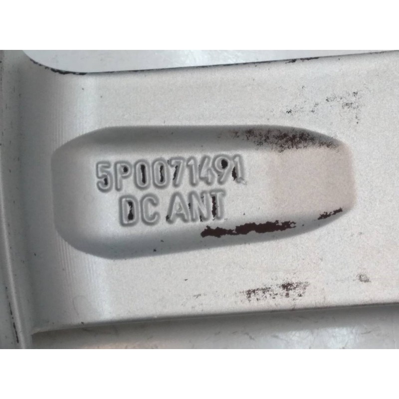 Recambio de llanta para seat leon (1p1) reference referencia OEM IAM 5P0071490 5P0071491 3