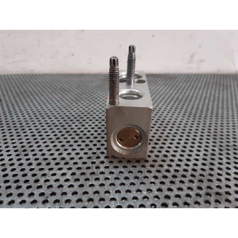 Recambio de valvula expansion para mercedes-benz clase gla (w156) gla 180 (156.942) referencia OEM IAM 2468300084 330509 CZ44750 - Blanco 3