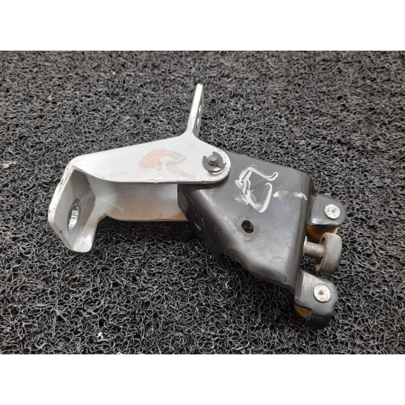 Recambio de soporte / guia puerta corredera para mercedes-benz citan (w415) furgon 108 cdi lang (a2) (415603) referencia OEM IAM - Blanco