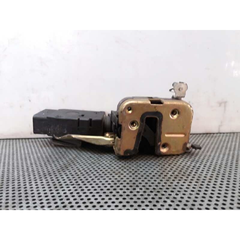 Recambio de cerradura puerta trasera izquierda para volvo s40 berlina t4 referencia OEM IAM - Verde 2