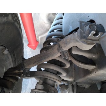 BRAZO SUSPENSION SUPERIOR DELANTERO DERECHO 