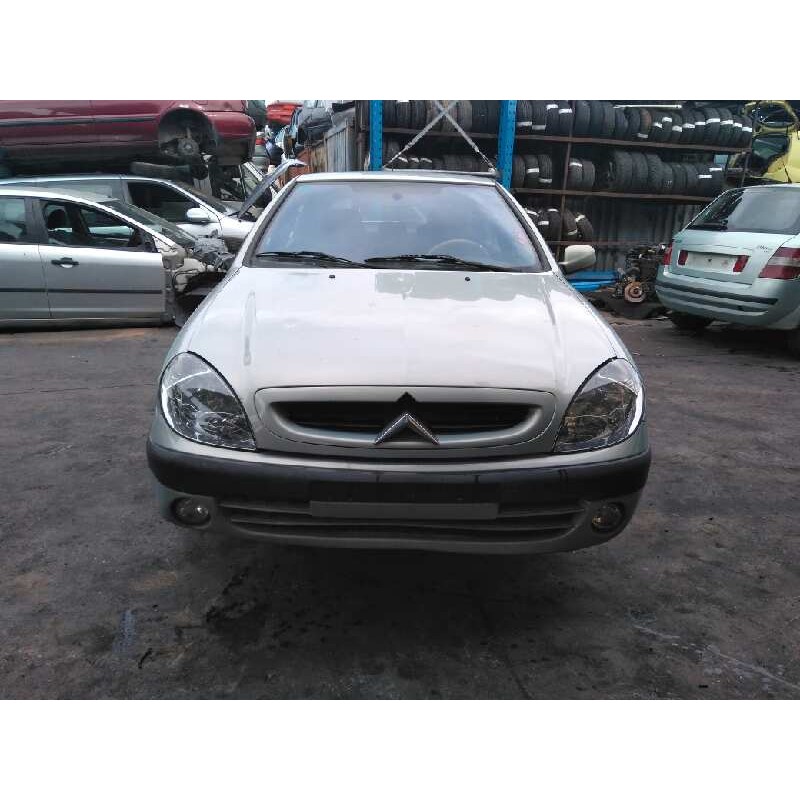citroën xsara berlina del año 2004