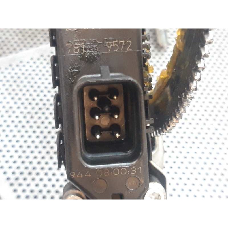Recambio de elevalunas delantero derecho para opel zafira b cosmo referencia OEM IAM - Gris 2