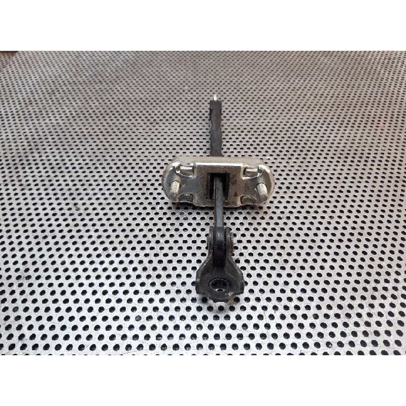 Recambio de retenedor puerta delantera derecha para nissan nt400 cabstar (01/20214) cabstar 35.xx cabina simple cabina individua