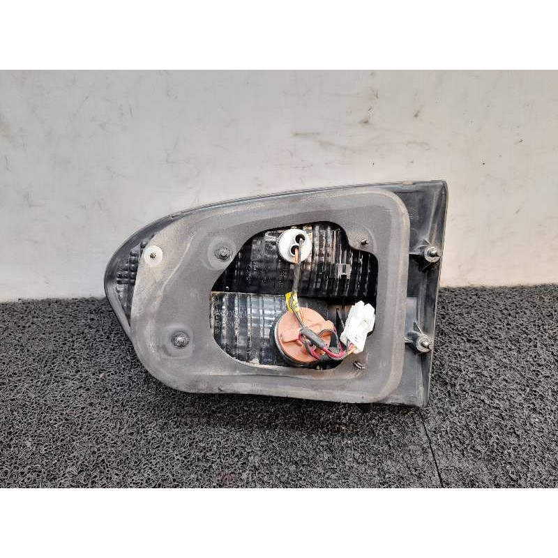 Recambio de piloto trasero izquierdo interior para hyundai h 1 h 1 combi con puerta de dos referencia OEM IAM - Blanco 2