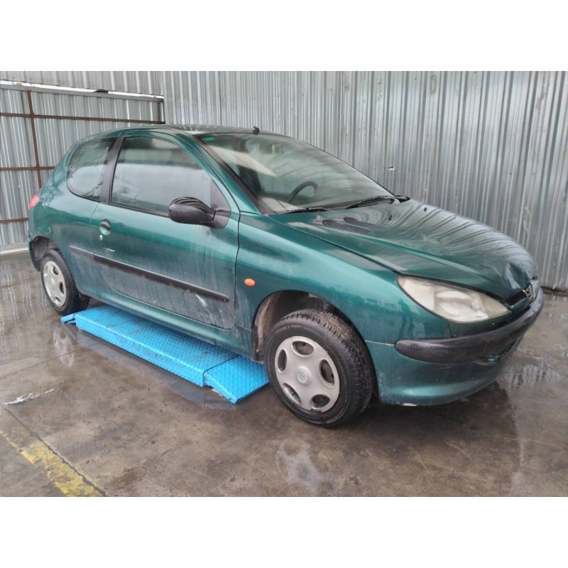 peugeot 206 berlina del año 1999